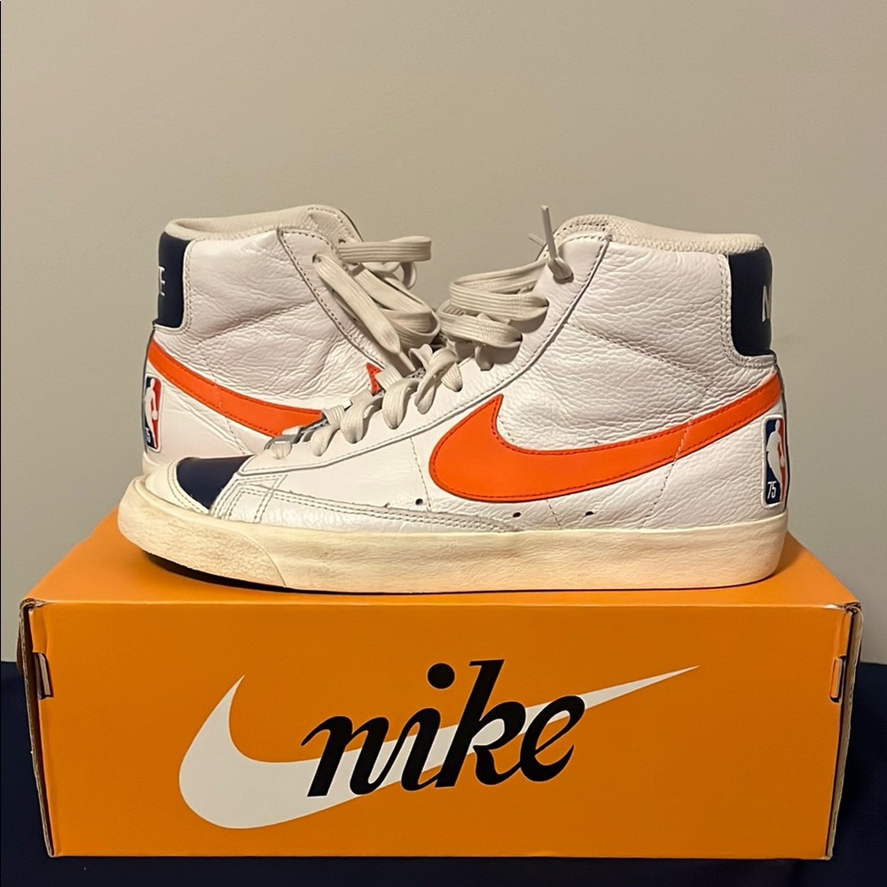 Nike Blazer Mid ‘77 “NBA 75th Anniversary Knicks” SIZE 9 MENS
